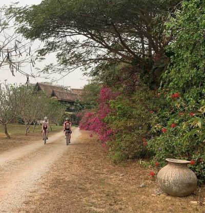 Kim Bowman Cycling on the  tour with redspokes